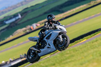 PJ-Motorsport-Photography-2018;anglesey-no-limits-trackday;anglesey-photographs;anglesey-trackday-photographs;enduro-digital-images;event-digital-images;eventdigitalimages;no-limits-trackdays;peter-wileman-photography;racing-digital-images;trac-mon;trackday-digital-images;trackday-photos;ty-croes