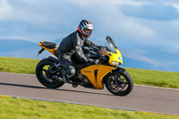 PJ-Motorsport-Photography-2018;anglesey-no-limits-trackday;anglesey-photographs;anglesey-trackday-photographs;enduro-digital-images;event-digital-images;eventdigitalimages;no-limits-trackdays;peter-wileman-photography;racing-digital-images;trac-mon;trackday-digital-images;trackday-photos;ty-croes