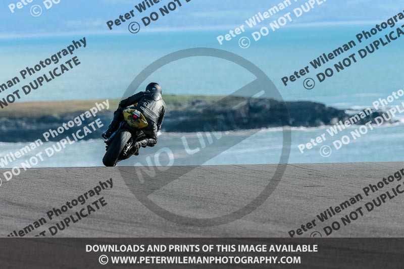 PJ Motorsport Photography 2018;anglesey no limits trackday;anglesey photographs;anglesey trackday photographs;enduro digital images;event digital images;eventdigitalimages;no limits trackdays;peter wileman photography;racing digital images;trac mon;trackday digital images;trackday photos;ty croes