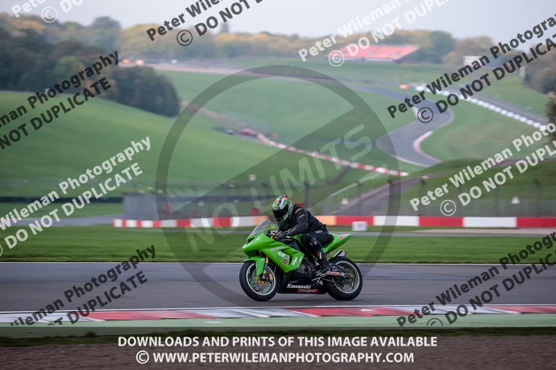 donington no limits trackday;donington park photographs;donington trackday photographs;no limits trackdays;peter wileman photography;trackday digital images;trackday photos