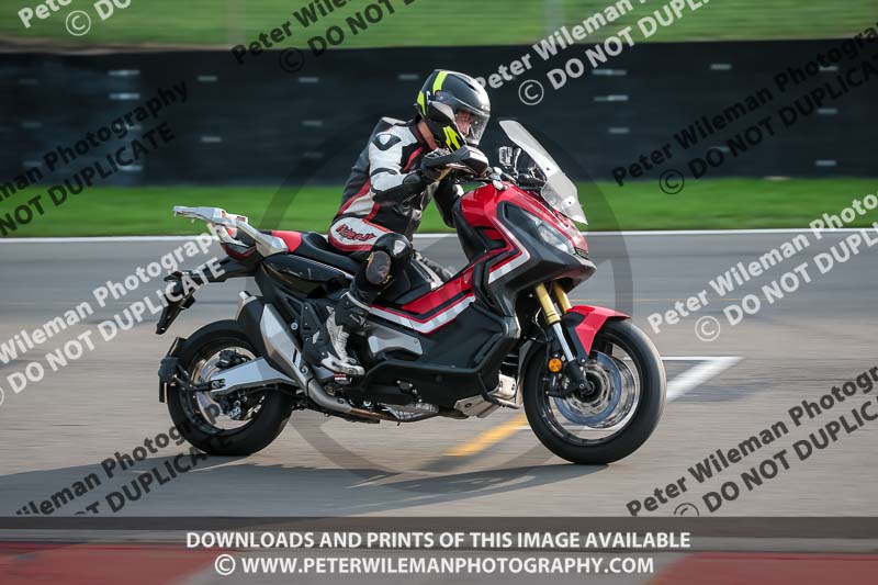 donington no limits trackday;donington park photographs;donington trackday photographs;no limits trackdays;peter wileman photography;trackday digital images;trackday photos