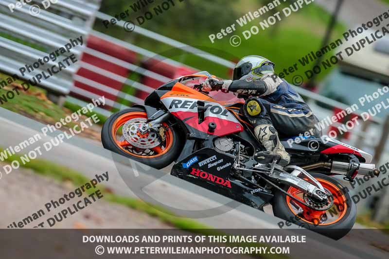 PJ Motorsport Photography;anglesey;brands hatch;cadwell park;croft;donington park;enduro digital images;event digital images;eventdigitalimages;mallory;no limits;oulton park;peter wileman photography;racing digital images;silverstone;snetterton;trackday digital images;trackday photos;vmcc banbury run;welsh 2 day enduro