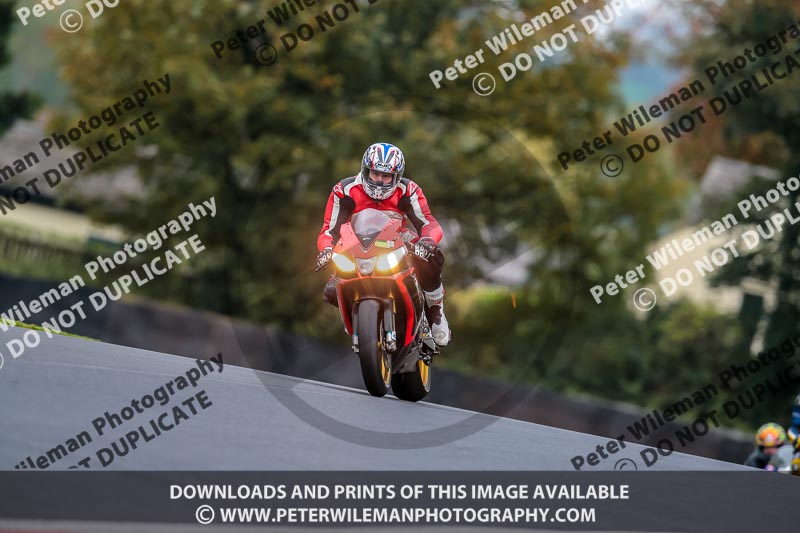 PJ Motorsport Photography;PJ Motorsport Photography 2018;anglesey;brands hatch;cadwell park;croft;donington park;enduro digital images;event digital images;eventdigitalimages;mallory;no limits;oulton park;peter wileman photography;racing digital images;silverstone;snetterton;trackday digital images;trackday photos;vmcc banbury run;welsh 2 day enduro
