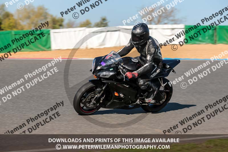 enduro digital images;event digital images;eventdigitalimages;mallory park;mallory park photographs;mallory park trackday;mallory park trackday photographs;no limits trackdays;peter wileman photography;racing digital images;trackday digital images;trackday photos