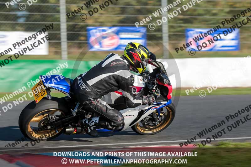 enduro digital images;event digital images;eventdigitalimages;mallory park;mallory park photographs;mallory park trackday;mallory park trackday photographs;no limits trackdays;peter wileman photography;racing digital images;trackday digital images;trackday photos