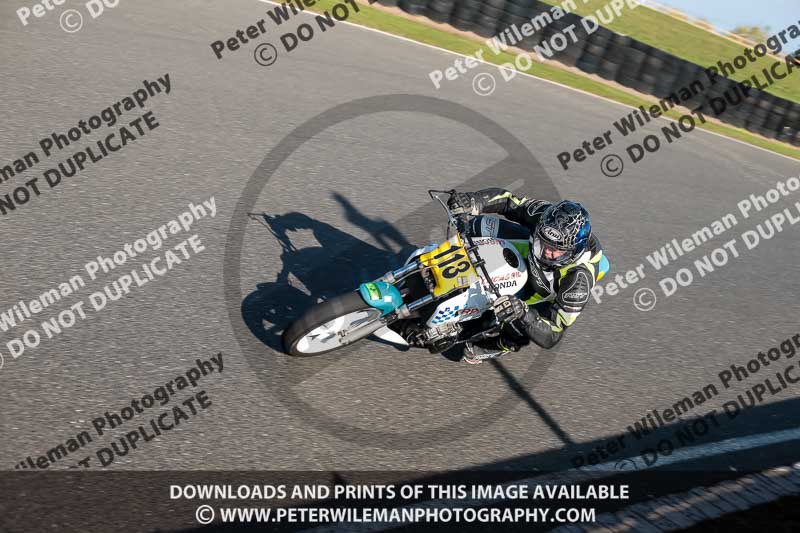 enduro digital images;event digital images;eventdigitalimages;mallory park;mallory park photographs;mallory park trackday;mallory park trackday photographs;no limits trackdays;peter wileman photography;racing digital images;trackday digital images;trackday photos