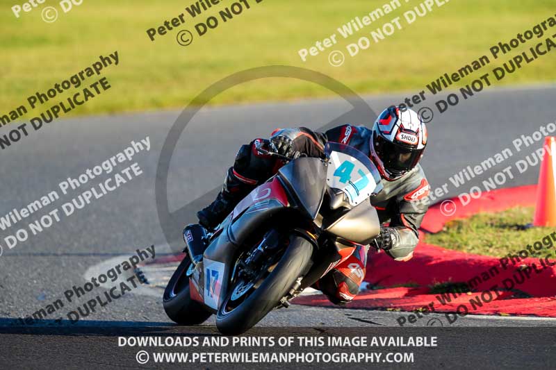enduro digital images;event digital images;eventdigitalimages;no limits trackdays;peter wileman photography;racing digital images;snetterton;snetterton no limits trackday;snetterton photographs;snetterton trackday photographs;trackday digital images;trackday photos