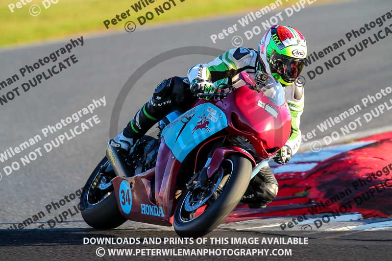 enduro digital images;event digital images;eventdigitalimages;no limits trackdays;peter wileman photography;racing digital images;snetterton;snetterton no limits trackday;snetterton photographs;snetterton trackday photographs;trackday digital images;trackday photos