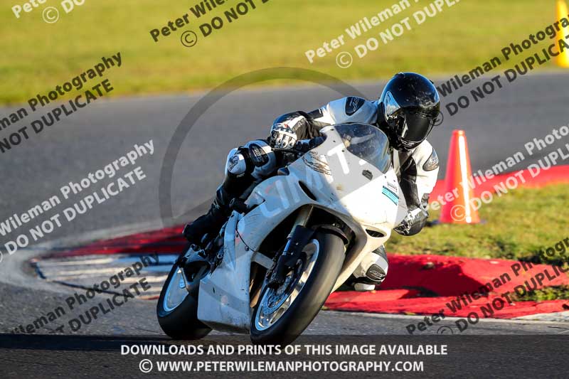 enduro digital images;event digital images;eventdigitalimages;no limits trackdays;peter wileman photography;racing digital images;snetterton;snetterton no limits trackday;snetterton photographs;snetterton trackday photographs;trackday digital images;trackday photos