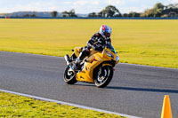 enduro-digital-images;event-digital-images;eventdigitalimages;no-limits-trackdays;peter-wileman-photography;racing-digital-images;snetterton;snetterton-no-limits-trackday;snetterton-photographs;snetterton-trackday-photographs;trackday-digital-images;trackday-photos