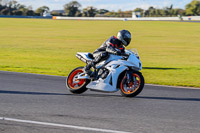 enduro-digital-images;event-digital-images;eventdigitalimages;no-limits-trackdays;peter-wileman-photography;racing-digital-images;snetterton;snetterton-no-limits-trackday;snetterton-photographs;snetterton-trackday-photographs;trackday-digital-images;trackday-photos