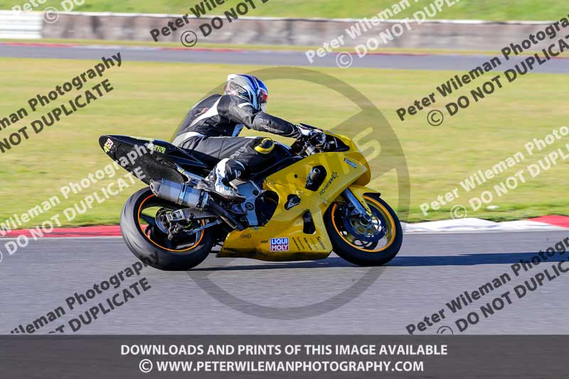 enduro digital images;event digital images;eventdigitalimages;no limits trackdays;peter wileman photography;racing digital images;snetterton;snetterton no limits trackday;snetterton photographs;snetterton trackday photographs;trackday digital images;trackday photos