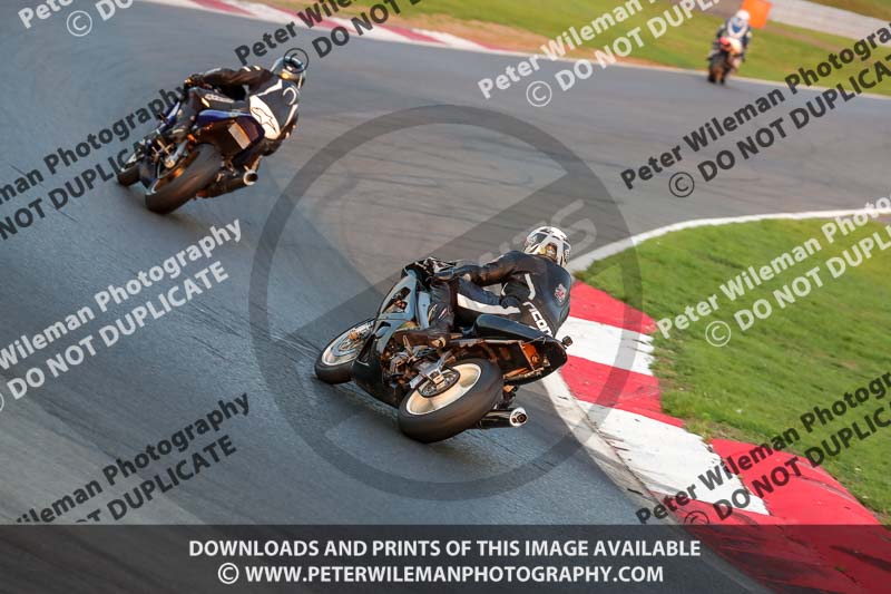 Rockingham no limits trackday;enduro digital images;event digital images;eventdigitalimages;no limits trackdays;peter wileman photography;racing digital images;rockingham raceway northamptonshire;rockingham trackday photographs;trackday digital images;trackday photos