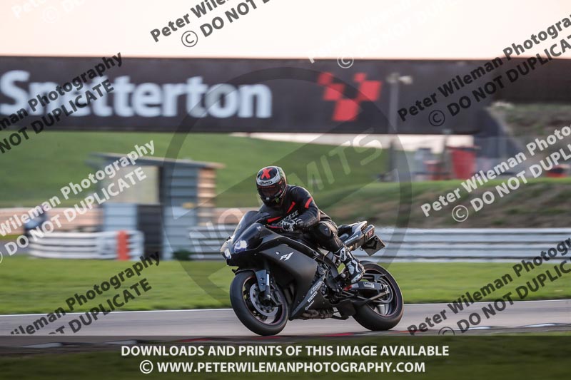 Rockingham no limits trackday;enduro digital images;event digital images;eventdigitalimages;no limits trackdays;peter wileman photography;racing digital images;rockingham raceway northamptonshire;rockingham trackday photographs;trackday digital images;trackday photos