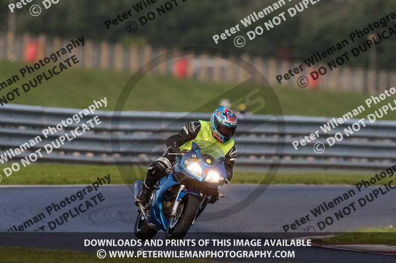 Rockingham no limits trackday;enduro digital images;event digital images;eventdigitalimages;no limits trackdays;peter wileman photography;racing digital images;rockingham raceway northamptonshire;rockingham trackday photographs;trackday digital images;trackday photos