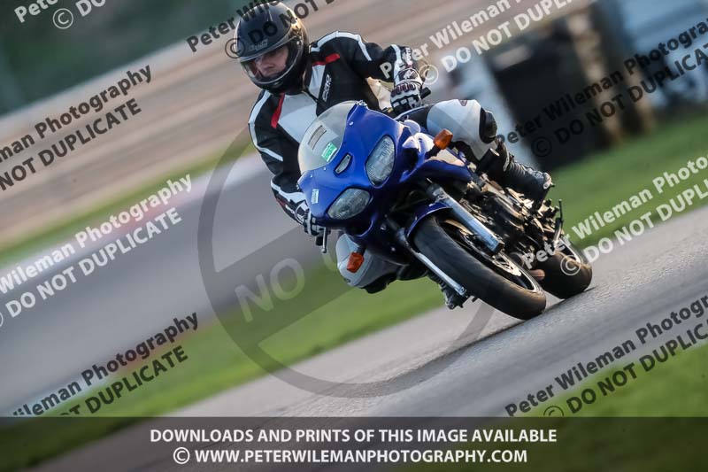 Rockingham no limits trackday;enduro digital images;event digital images;eventdigitalimages;no limits trackdays;peter wileman photography;racing digital images;rockingham raceway northamptonshire;rockingham trackday photographs;trackday digital images;trackday photos