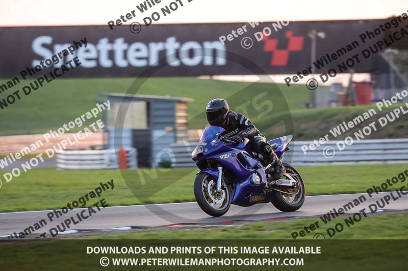 Rockingham no limits trackday;enduro digital images;event digital images;eventdigitalimages;no limits trackdays;peter wileman photography;racing digital images;rockingham raceway northamptonshire;rockingham trackday photographs;trackday digital images;trackday photos