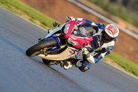 Rockingham-no-limits-trackday;enduro-digital-images;event-digital-images;eventdigitalimages;no-limits-trackdays;peter-wileman-photography;racing-digital-images;rockingham-raceway-northamptonshire;rockingham-trackday-photographs;trackday-digital-images;trackday-photos