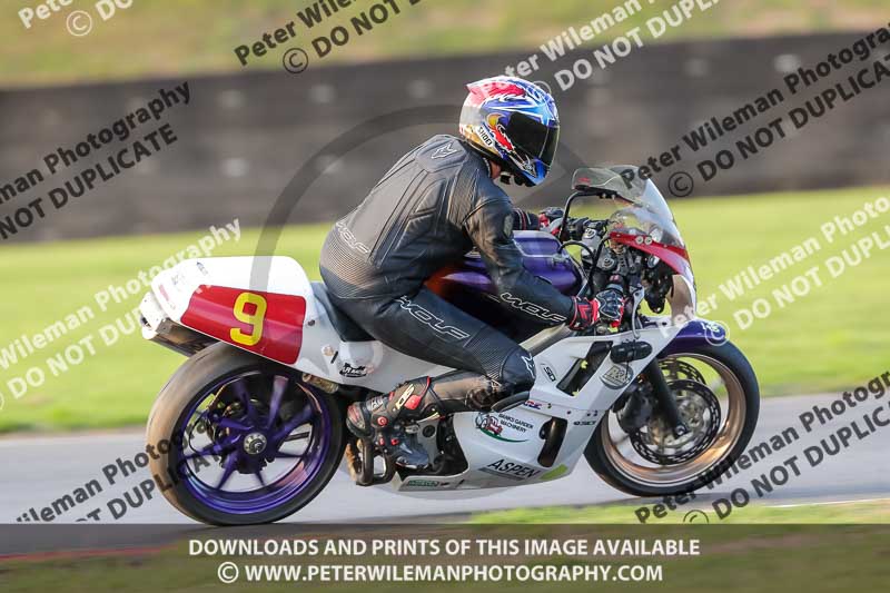 Rockingham no limits trackday;enduro digital images;event digital images;eventdigitalimages;no limits trackdays;peter wileman photography;racing digital images;rockingham raceway northamptonshire;rockingham trackday photographs;trackday digital images;trackday photos