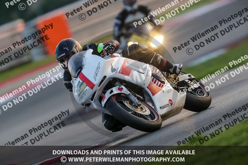 Rockingham no limits trackday;enduro digital images;event digital images;eventdigitalimages;no limits trackdays;peter wileman photography;racing digital images;rockingham raceway northamptonshire;rockingham trackday photographs;trackday digital images;trackday photos