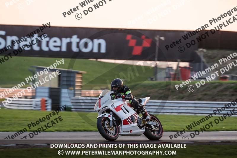 Rockingham no limits trackday;enduro digital images;event digital images;eventdigitalimages;no limits trackdays;peter wileman photography;racing digital images;rockingham raceway northamptonshire;rockingham trackday photographs;trackday digital images;trackday photos