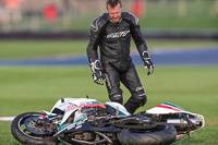 Rockingham-no-limits-trackday;enduro-digital-images;event-digital-images;eventdigitalimages;no-limits-trackdays;peter-wileman-photography;racing-digital-images;rockingham-raceway-northamptonshire;rockingham-trackday-photographs;trackday-digital-images;trackday-photos