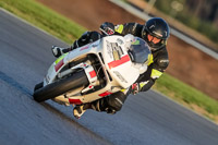 Rockingham-no-limits-trackday;enduro-digital-images;event-digital-images;eventdigitalimages;no-limits-trackdays;peter-wileman-photography;racing-digital-images;rockingham-raceway-northamptonshire;rockingham-trackday-photographs;trackday-digital-images;trackday-photos