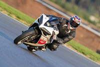 Rockingham-no-limits-trackday;enduro-digital-images;event-digital-images;eventdigitalimages;no-limits-trackdays;peter-wileman-photography;racing-digital-images;rockingham-raceway-northamptonshire;rockingham-trackday-photographs;trackday-digital-images;trackday-photos