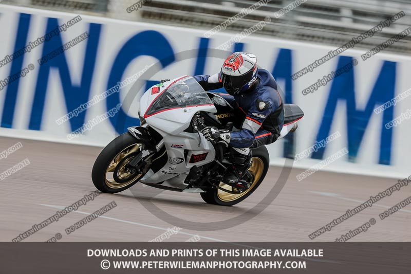 Rockingham no limits trackday;enduro digital images;event digital images;eventdigitalimages;no limits trackdays;peter wileman photography;racing digital images;rockingham raceway northamptonshire;rockingham trackday photographs;trackday digital images;trackday photos