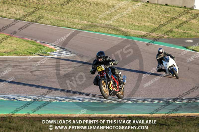 Rockingham no limits trackday;enduro digital images;event digital images;eventdigitalimages;no limits trackdays;peter wileman photography;racing digital images;rockingham raceway northamptonshire;rockingham trackday photographs;trackday digital images;trackday photos