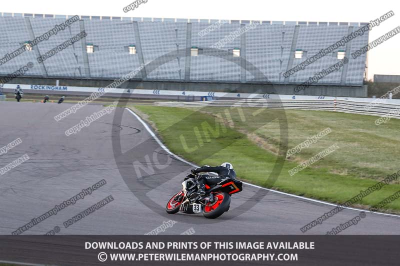 Rockingham no limits trackday;enduro digital images;event digital images;eventdigitalimages;no limits trackdays;peter wileman photography;racing digital images;rockingham raceway northamptonshire;rockingham trackday photographs;trackday digital images;trackday photos