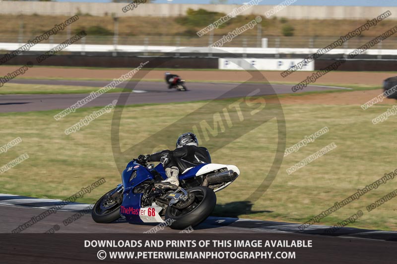 Rockingham no limits trackday;enduro digital images;event digital images;eventdigitalimages;no limits trackdays;peter wileman photography;racing digital images;rockingham raceway northamptonshire;rockingham trackday photographs;trackday digital images;trackday photos
