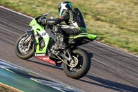 Rockingham-no-limits-trackday;enduro-digital-images;event-digital-images;eventdigitalimages;no-limits-trackdays;peter-wileman-photography;racing-digital-images;rockingham-raceway-northamptonshire;rockingham-trackday-photographs;trackday-digital-images;trackday-photos
