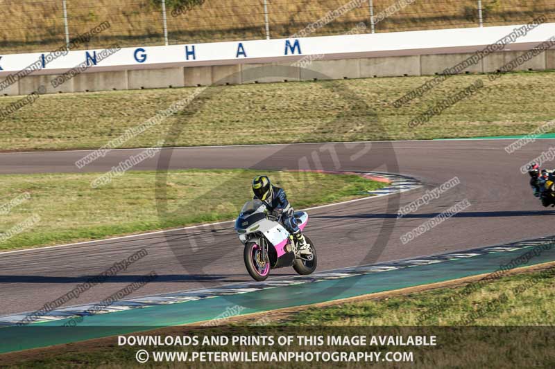 Rockingham no limits trackday;enduro digital images;event digital images;eventdigitalimages;no limits trackdays;peter wileman photography;racing digital images;rockingham raceway northamptonshire;rockingham trackday photographs;trackday digital images;trackday photos
