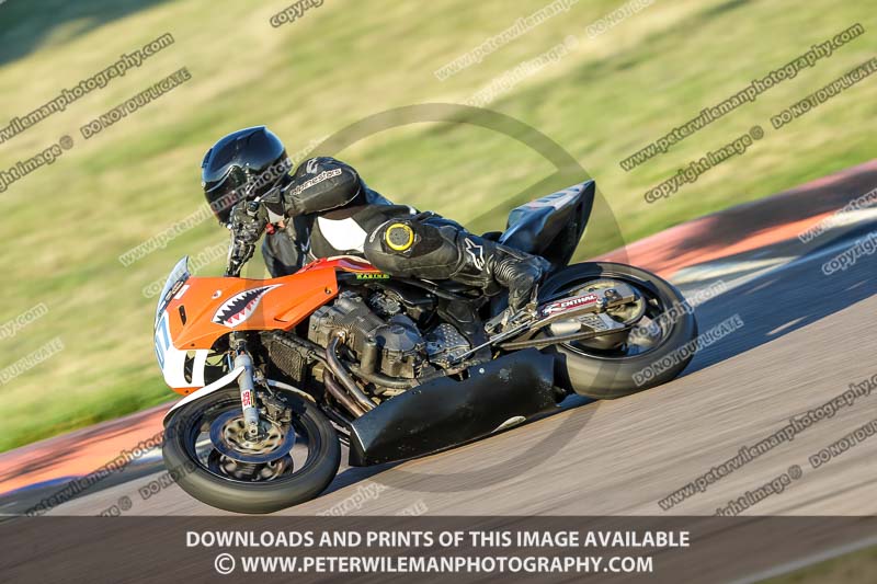 Rockingham no limits trackday;enduro digital images;event digital images;eventdigitalimages;no limits trackdays;peter wileman photography;racing digital images;rockingham raceway northamptonshire;rockingham trackday photographs;trackday digital images;trackday photos