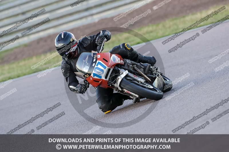 Rockingham no limits trackday;enduro digital images;event digital images;eventdigitalimages;no limits trackdays;peter wileman photography;racing digital images;rockingham raceway northamptonshire;rockingham trackday photographs;trackday digital images;trackday photos