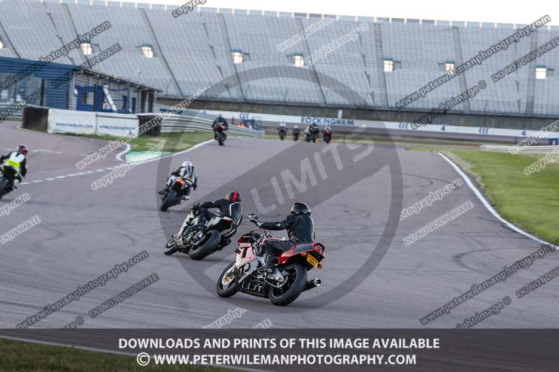 Rockingham no limits trackday;enduro digital images;event digital images;eventdigitalimages;no limits trackdays;peter wileman photography;racing digital images;rockingham raceway northamptonshire;rockingham trackday photographs;trackday digital images;trackday photos