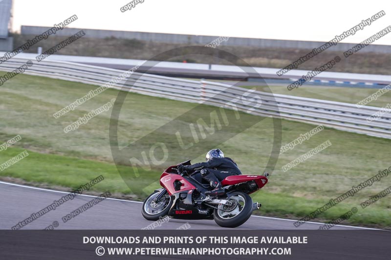 Rockingham no limits trackday;enduro digital images;event digital images;eventdigitalimages;no limits trackdays;peter wileman photography;racing digital images;rockingham raceway northamptonshire;rockingham trackday photographs;trackday digital images;trackday photos