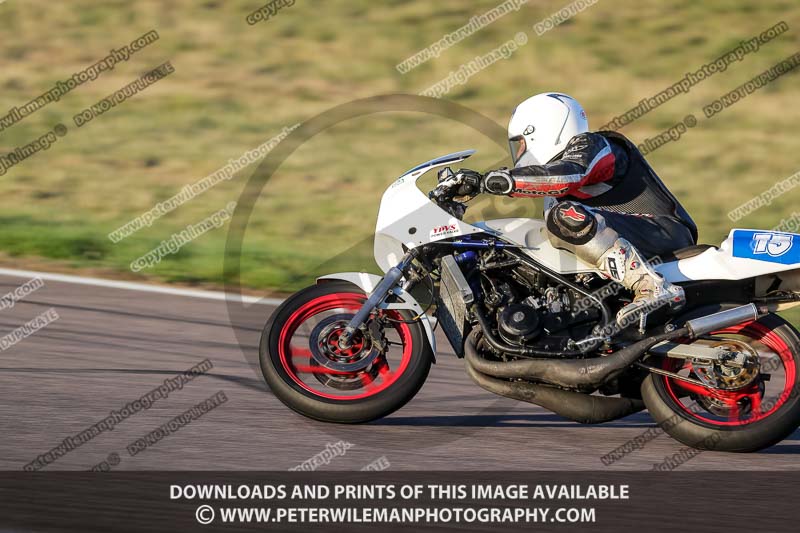 Rockingham no limits trackday;enduro digital images;event digital images;eventdigitalimages;no limits trackdays;peter wileman photography;racing digital images;rockingham raceway northamptonshire;rockingham trackday photographs;trackday digital images;trackday photos