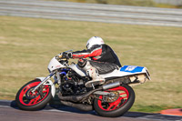 Rockingham-no-limits-trackday;enduro-digital-images;event-digital-images;eventdigitalimages;no-limits-trackdays;peter-wileman-photography;racing-digital-images;rockingham-raceway-northamptonshire;rockingham-trackday-photographs;trackday-digital-images;trackday-photos