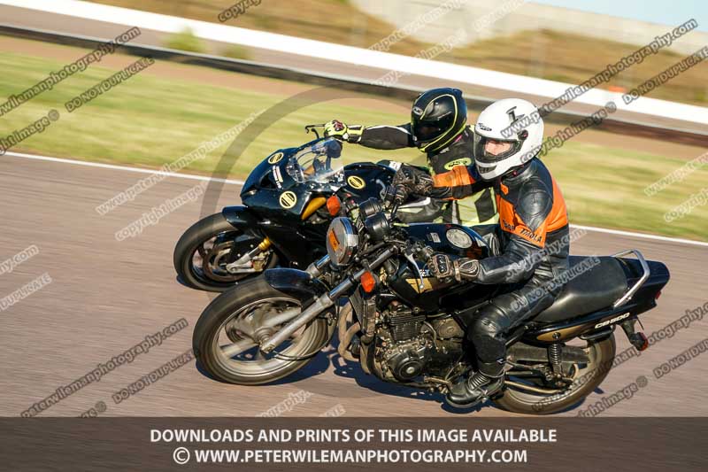 Rockingham no limits trackday;enduro digital images;event digital images;eventdigitalimages;no limits trackdays;peter wileman photography;racing digital images;rockingham raceway northamptonshire;rockingham trackday photographs;trackday digital images;trackday photos