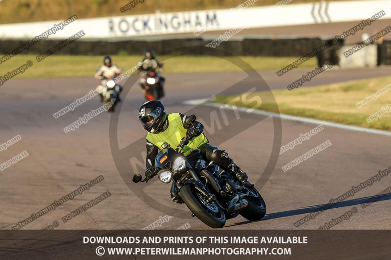 Rockingham no limits trackday;enduro digital images;event digital images;eventdigitalimages;no limits trackdays;peter wileman photography;racing digital images;rockingham raceway northamptonshire;rockingham trackday photographs;trackday digital images;trackday photos