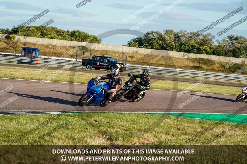 Rockingham no limits trackday;enduro digital images;event digital images;eventdigitalimages;no limits trackdays;peter wileman photography;racing digital images;rockingham raceway northamptonshire;rockingham trackday photographs;trackday digital images;trackday photos