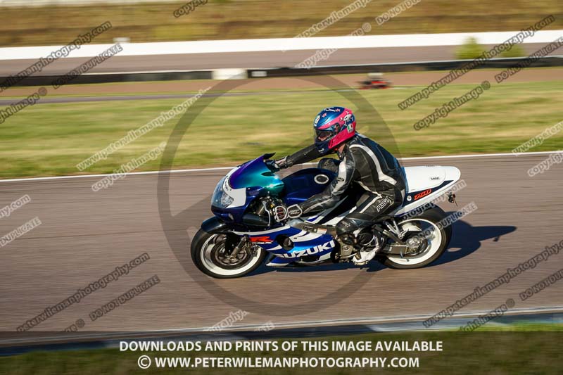 Rockingham no limits trackday;enduro digital images;event digital images;eventdigitalimages;no limits trackdays;peter wileman photography;racing digital images;rockingham raceway northamptonshire;rockingham trackday photographs;trackday digital images;trackday photos