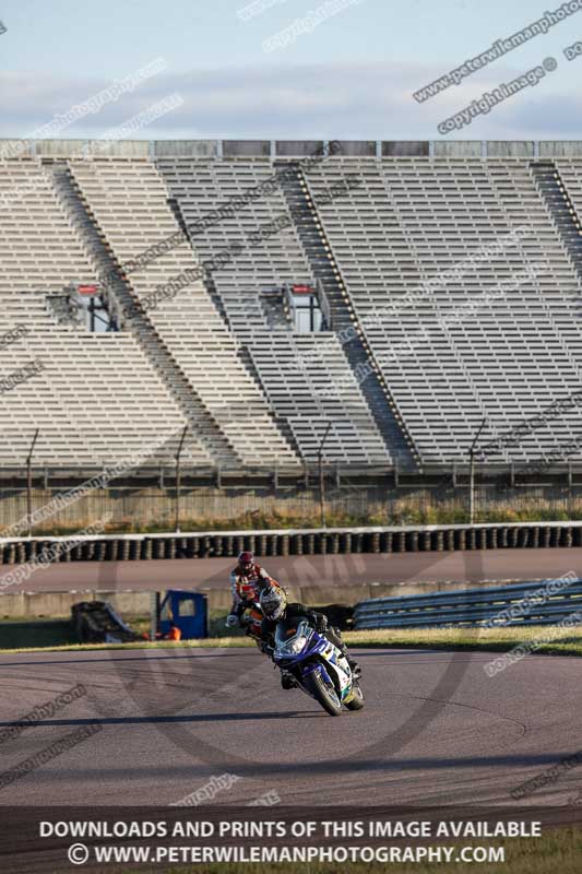 Rockingham no limits trackday;enduro digital images;event digital images;eventdigitalimages;no limits trackdays;peter wileman photography;racing digital images;rockingham raceway northamptonshire;rockingham trackday photographs;trackday digital images;trackday photos