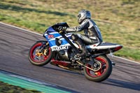 Rockingham-no-limits-trackday;enduro-digital-images;event-digital-images;eventdigitalimages;no-limits-trackdays;peter-wileman-photography;racing-digital-images;rockingham-raceway-northamptonshire;rockingham-trackday-photographs;trackday-digital-images;trackday-photos