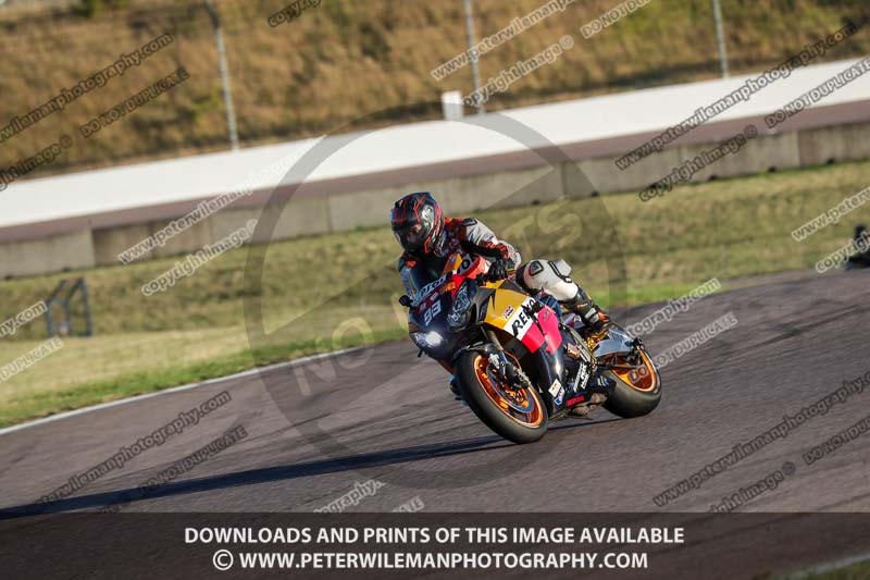 Rockingham no limits trackday;enduro digital images;event digital images;eventdigitalimages;no limits trackdays;peter wileman photography;racing digital images;rockingham raceway northamptonshire;rockingham trackday photographs;trackday digital images;trackday photos