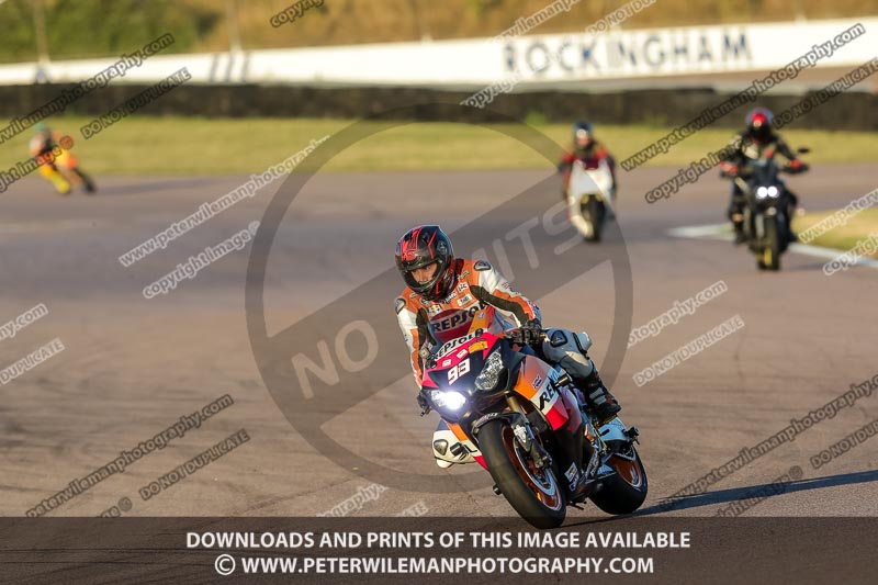 Rockingham no limits trackday;enduro digital images;event digital images;eventdigitalimages;no limits trackdays;peter wileman photography;racing digital images;rockingham raceway northamptonshire;rockingham trackday photographs;trackday digital images;trackday photos