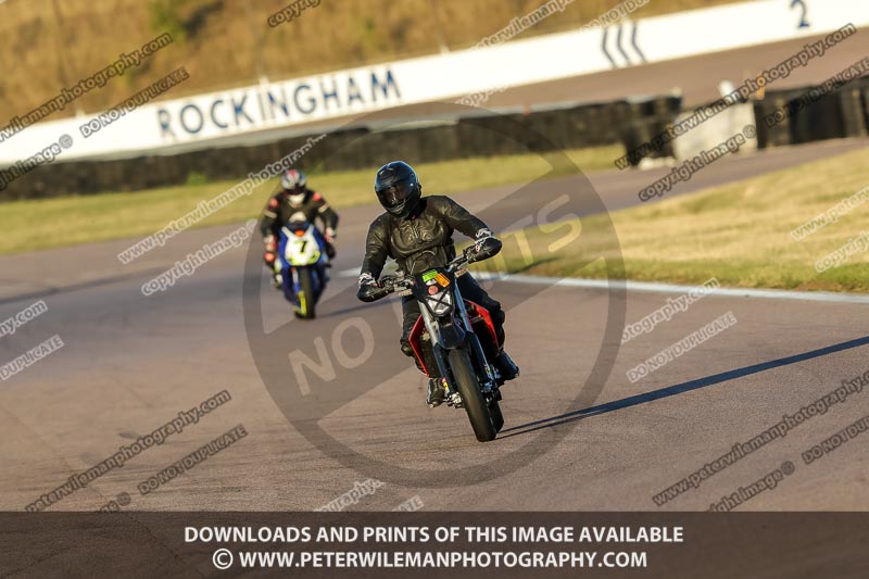 Rockingham no limits trackday;enduro digital images;event digital images;eventdigitalimages;no limits trackdays;peter wileman photography;racing digital images;rockingham raceway northamptonshire;rockingham trackday photographs;trackday digital images;trackday photos