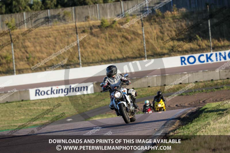 Rockingham no limits trackday;enduro digital images;event digital images;eventdigitalimages;no limits trackdays;peter wileman photography;racing digital images;rockingham raceway northamptonshire;rockingham trackday photographs;trackday digital images;trackday photos